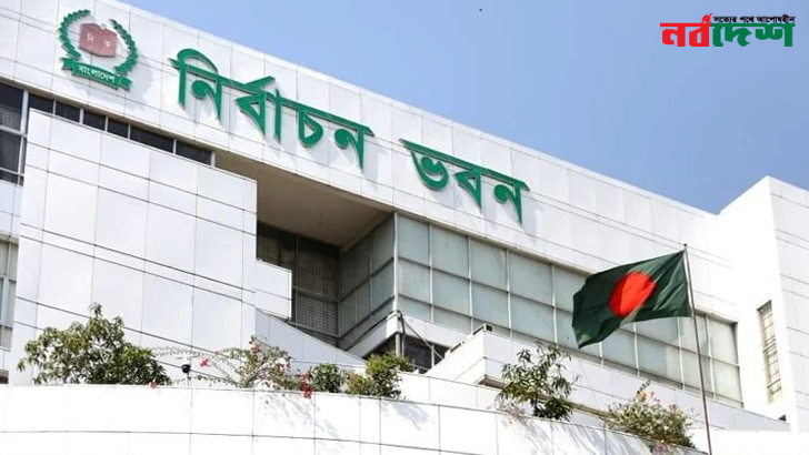 ভোটকেন্দ্রে মোবাইল ফোন ব্যবহারের নিষেধাজ্ঞা প্রত্যাহার: ইসি সচিব